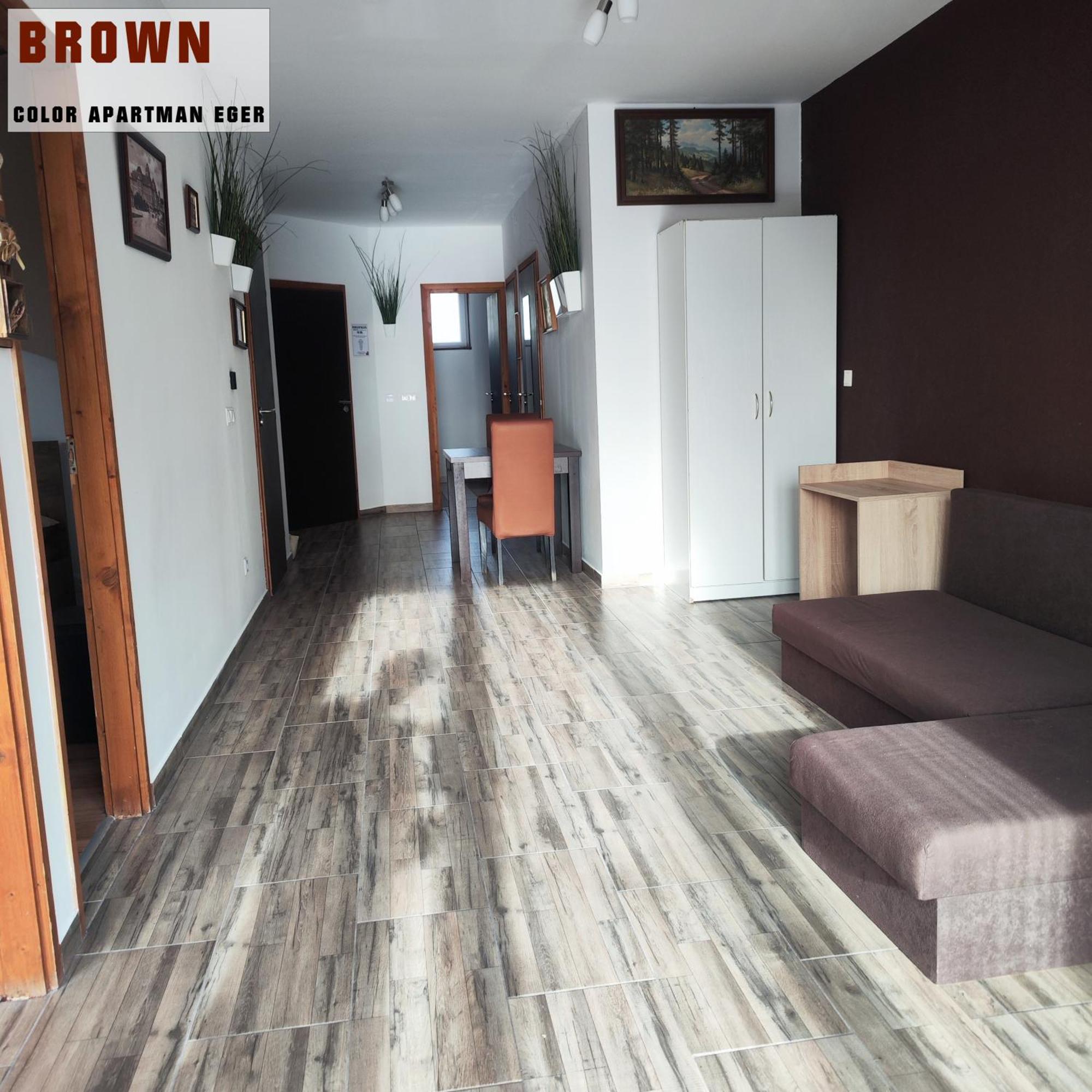 Color Apartmanok Егер Екстериор снимка