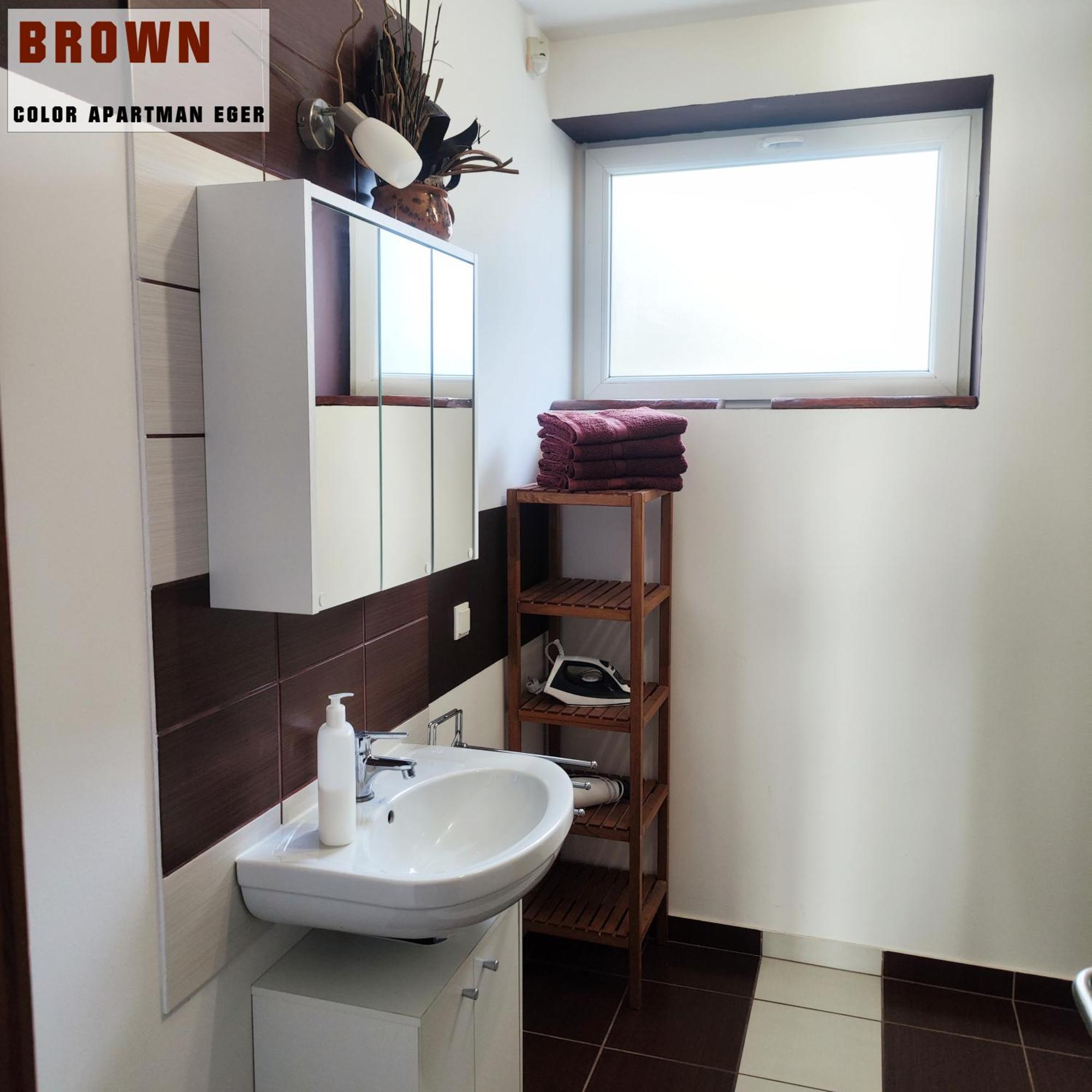 Color Apartmanok Егер Екстериор снимка
