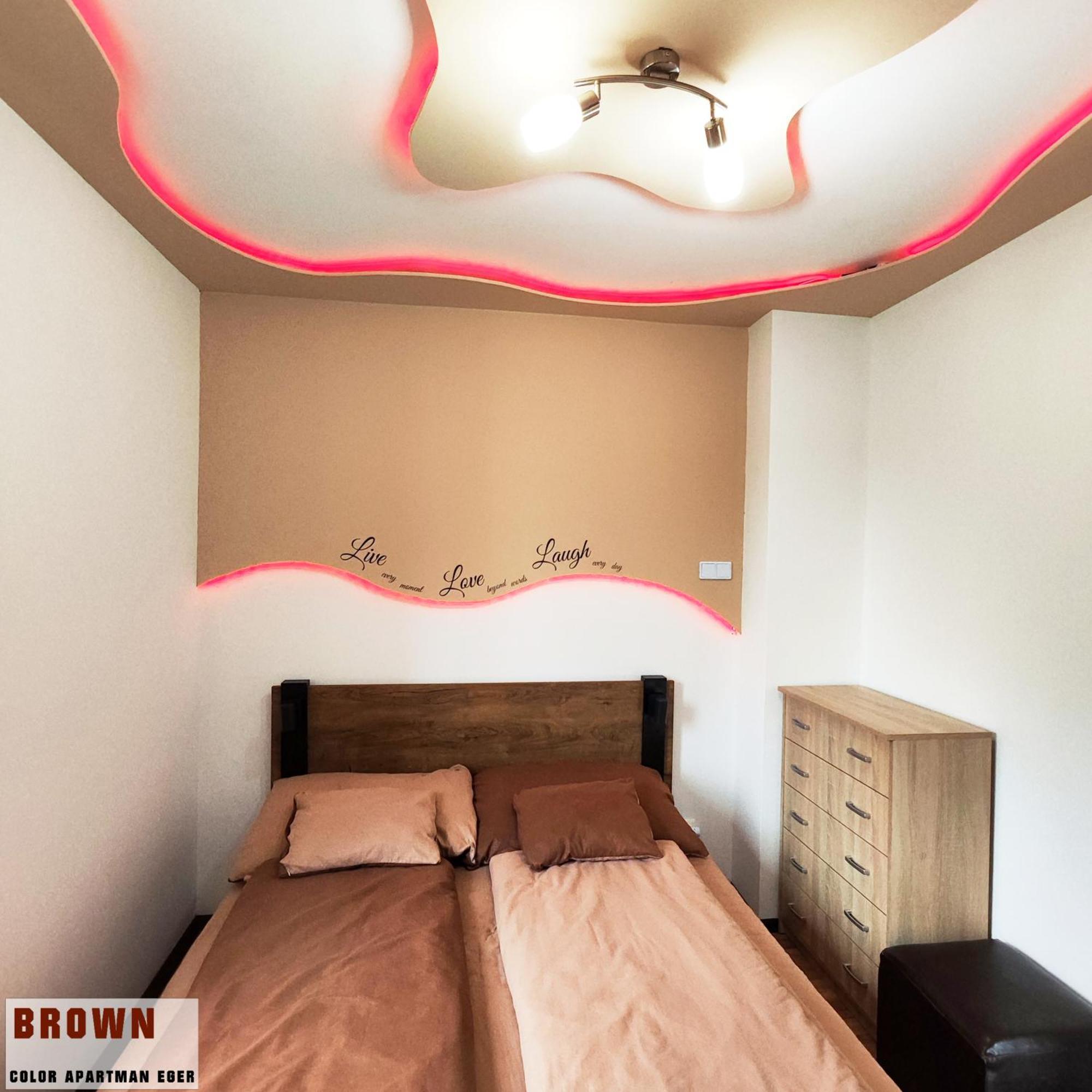Color Apartmanok Егер Екстериор снимка